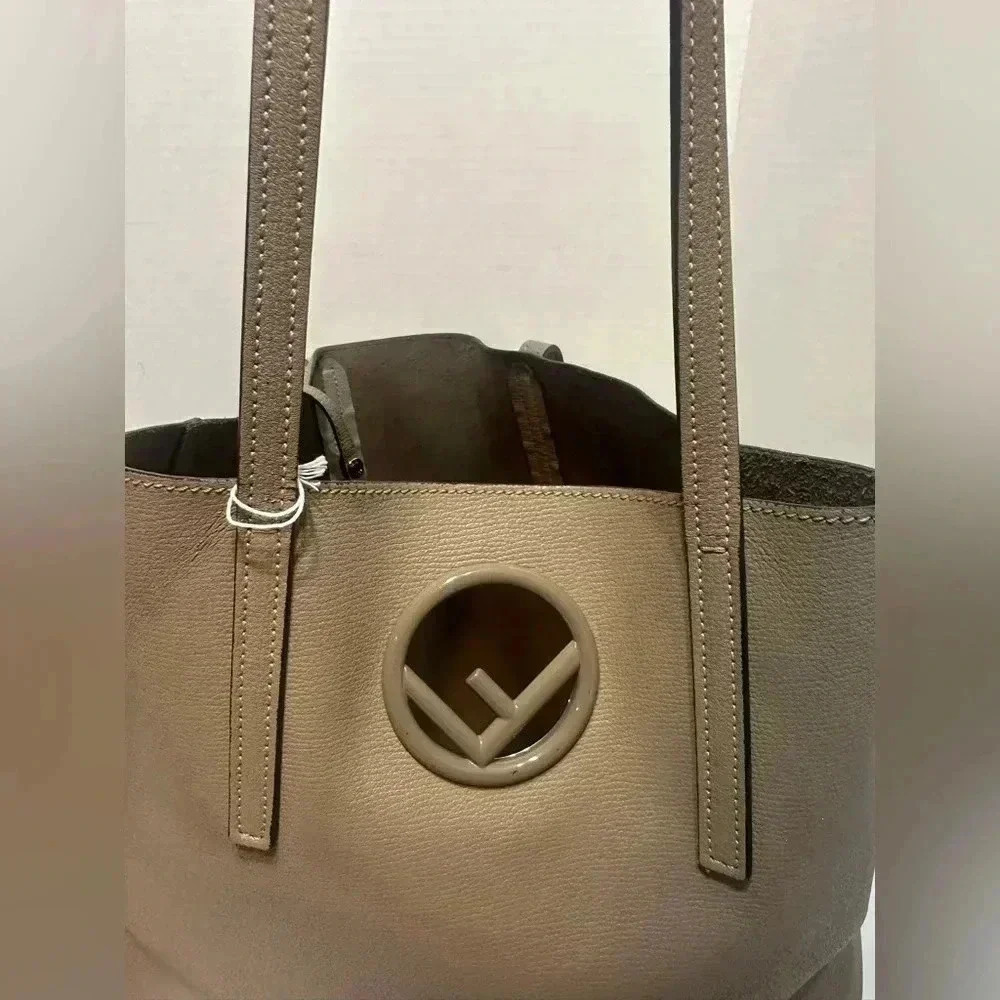 Authentic Fendi tote! Such a cute travel bag, but not bulky. Super trendy! W/COA - Picture 12 of 16